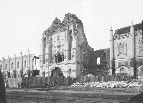 O Mosteiro dos Jerónimos O Mosteiro dos Jerónimos